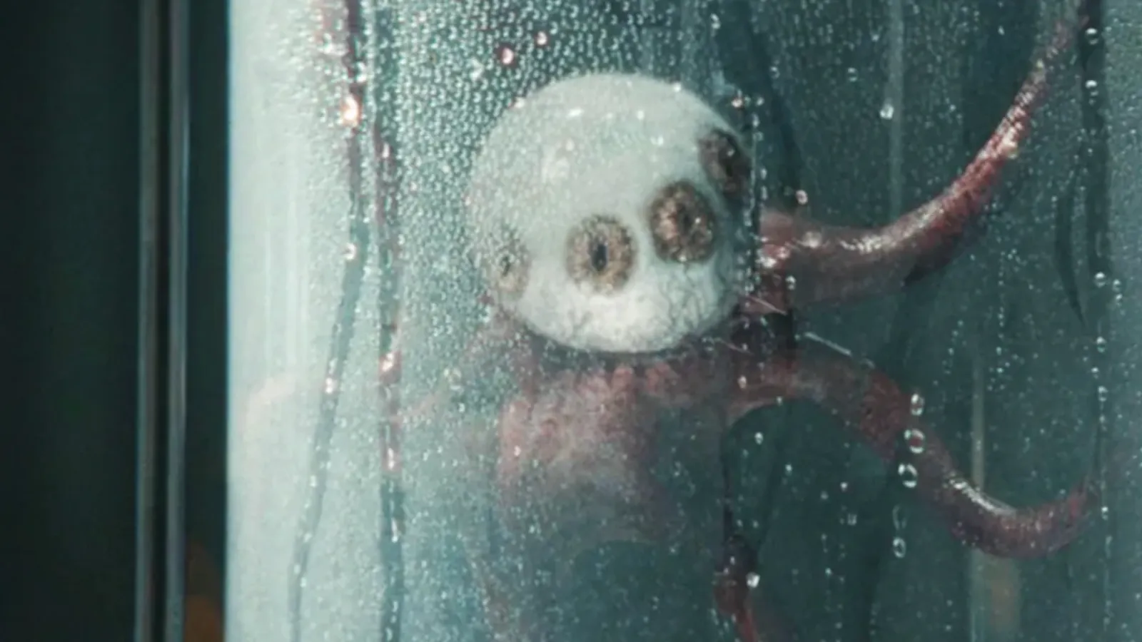 The Series' Gazing Monster Is Scarier Than Ever in Episode 7