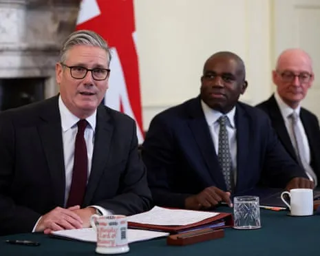 Keir Starmer Presides Over Cabinet Meeting Amid Growing Tensions After Resignation of Top Aide