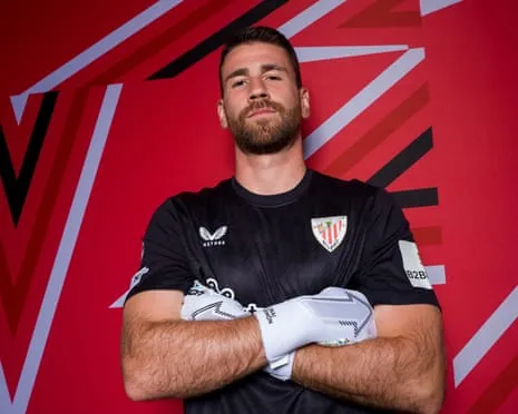 El portero Simón: ‘Alcanzar un trofeo con el Athletic me satisface más que diez trofeos fuera de aquí’